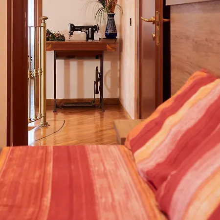 Bed & Breakfast Anna E Leo - Casa Di Leo Pietra Montecorvino