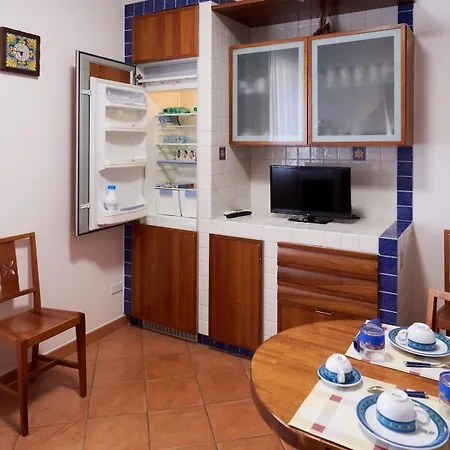 Bed & Breakfast Anna E Leo - Casa Di Leo Pietra Montecorvino
